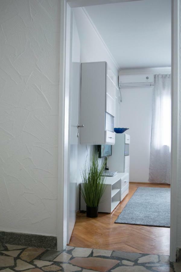 שיבניק Apartment Kata מראה חיצוני תמונה