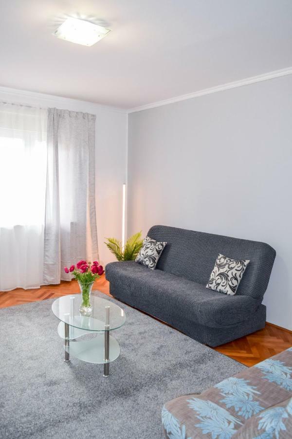 שיבניק Apartment Kata מראה חיצוני תמונה