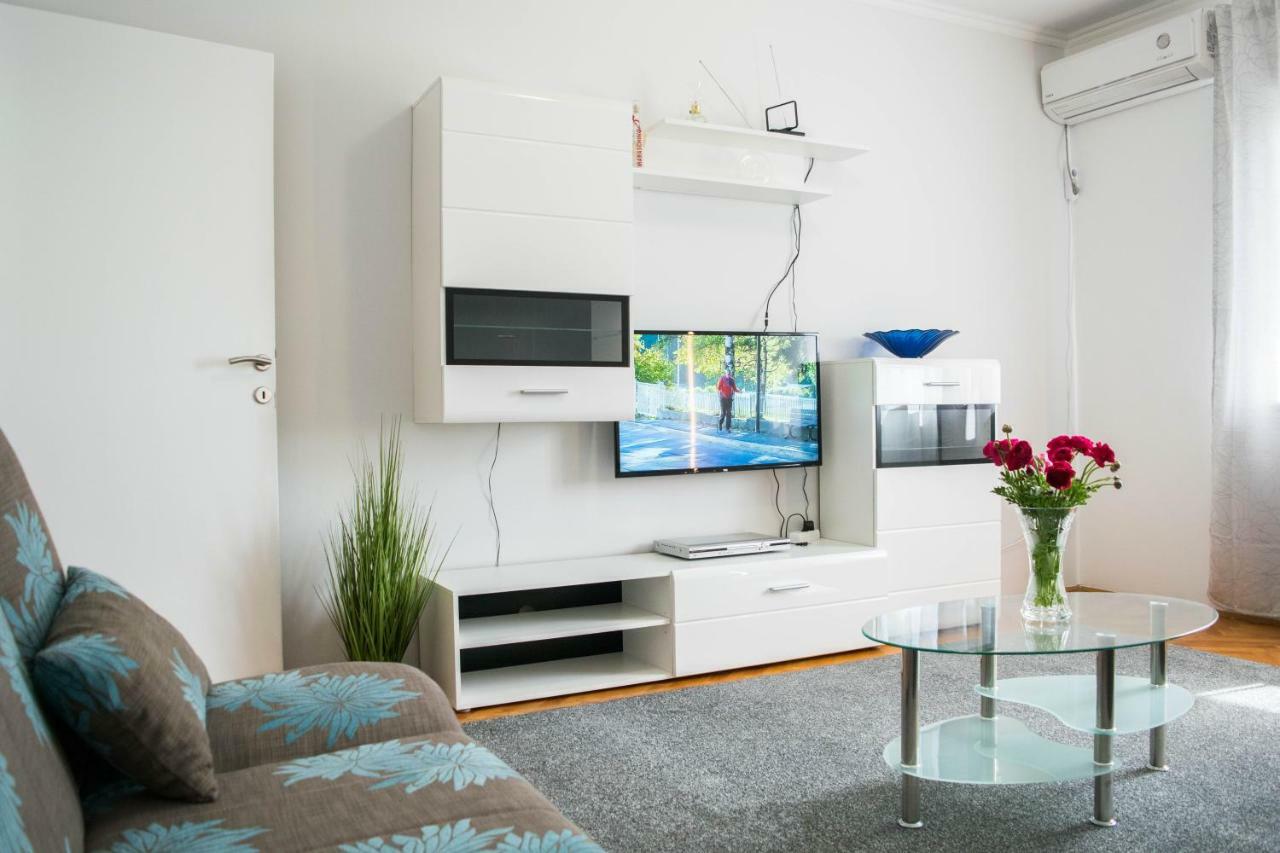 שיבניק Apartment Kata מראה חיצוני תמונה