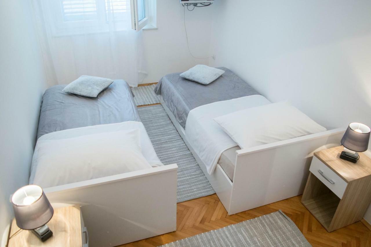 שיבניק Apartment Kata מראה חיצוני תמונה